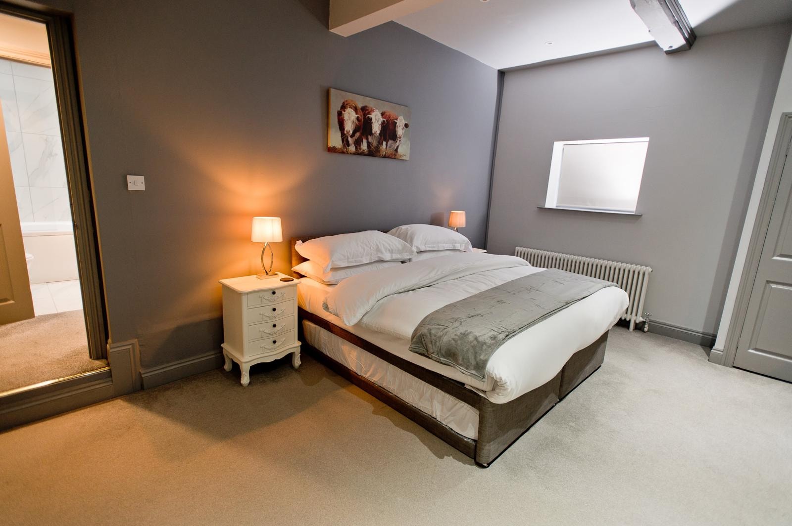 Tennyson Suite double bedroom